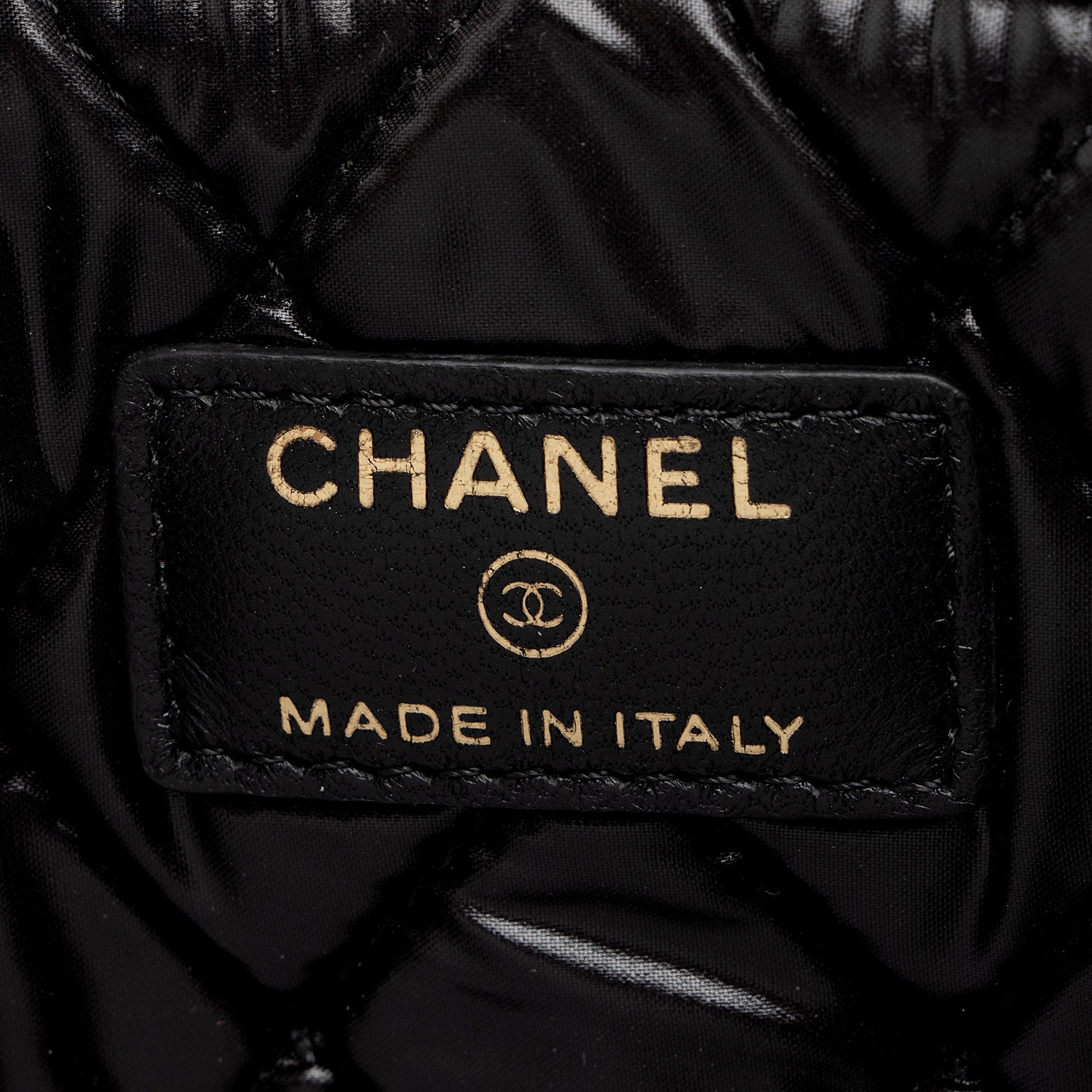 Chanel Lambskin Camellia Medium O-Case