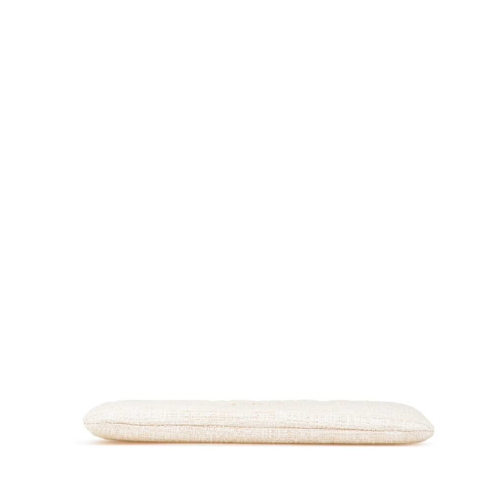 Chanel Large Raffia Deauville O Case Clutch