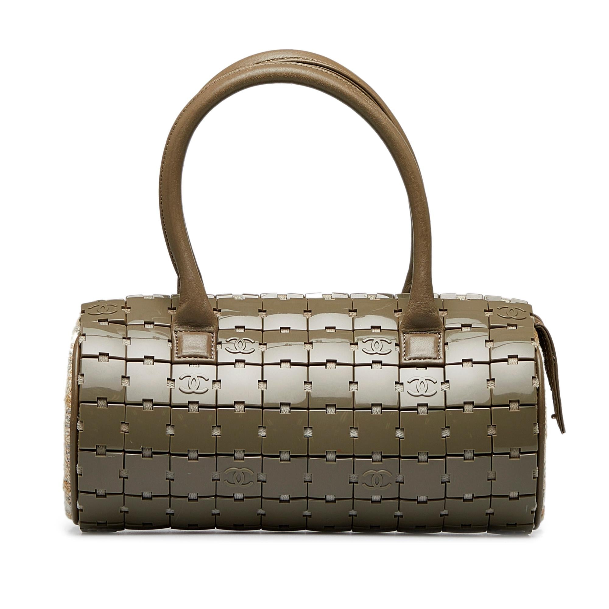 Chanel Lucite Puzzle Barrel Handbag (SHG-fugVe7)