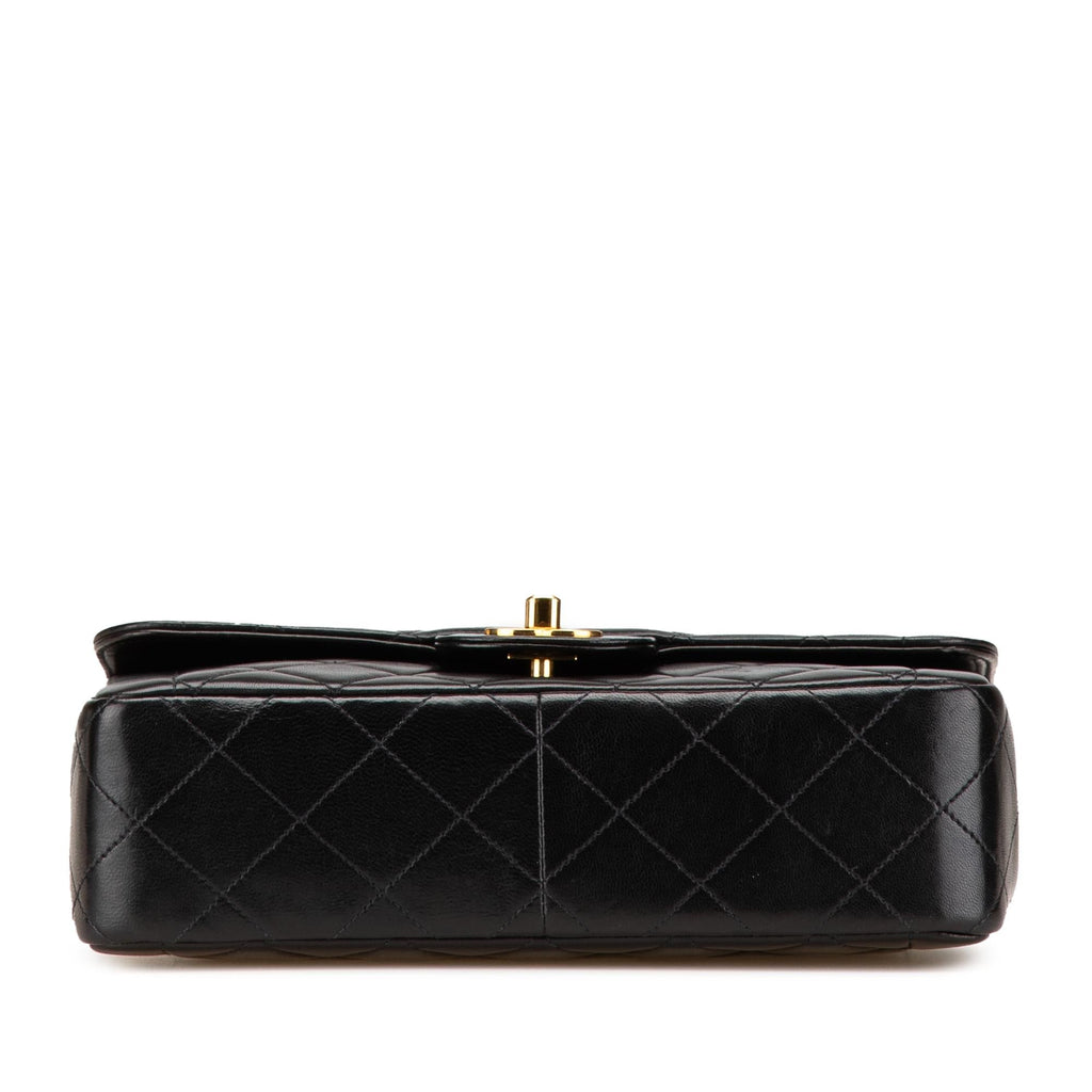 Chanel Medium CC Quilted Lambskin Border Single Flap