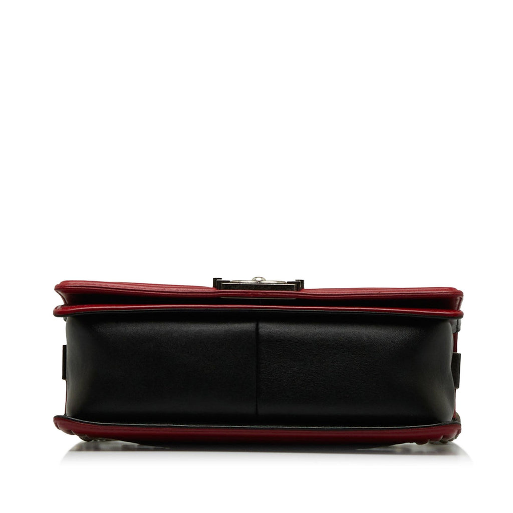 Chanel Medium Lambskin Boy Bicolor Flap Bag (SHG-rAk6LZ)