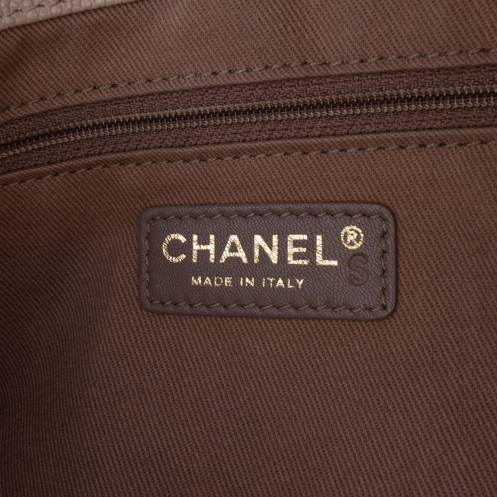 Chanel Medium Quilted Caviar Coco Pleats Messenger Flap
