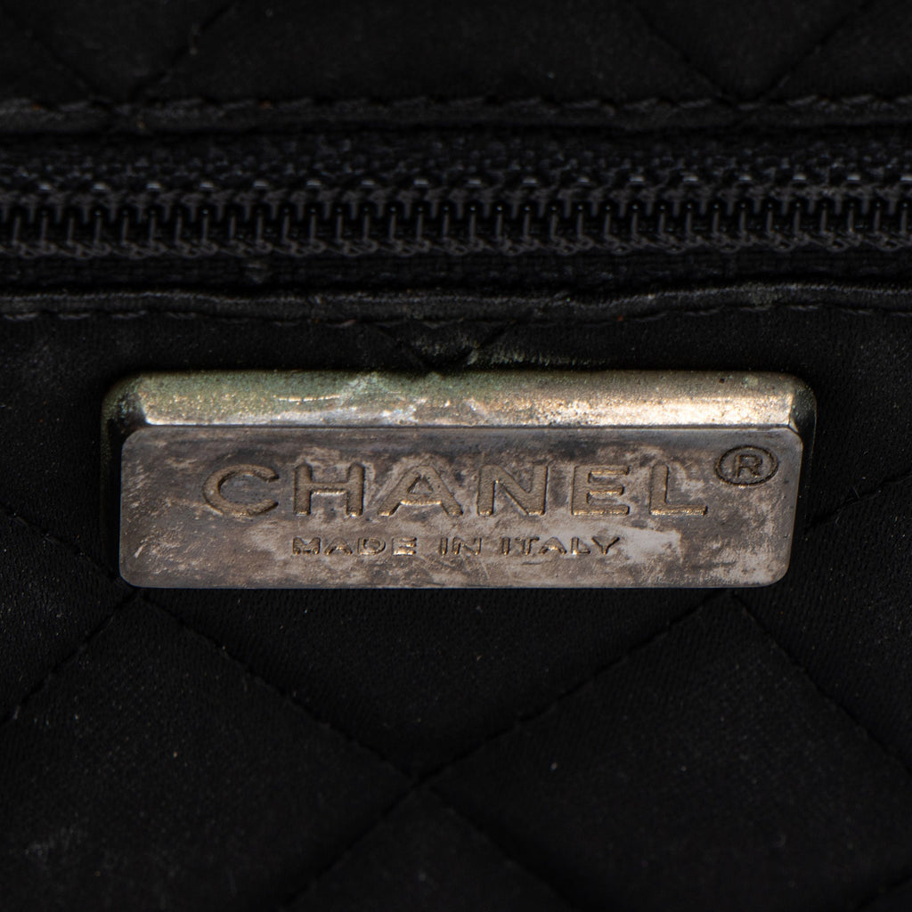 Chanel Metallic Lambskin Patent Leather Double Circle Clutch