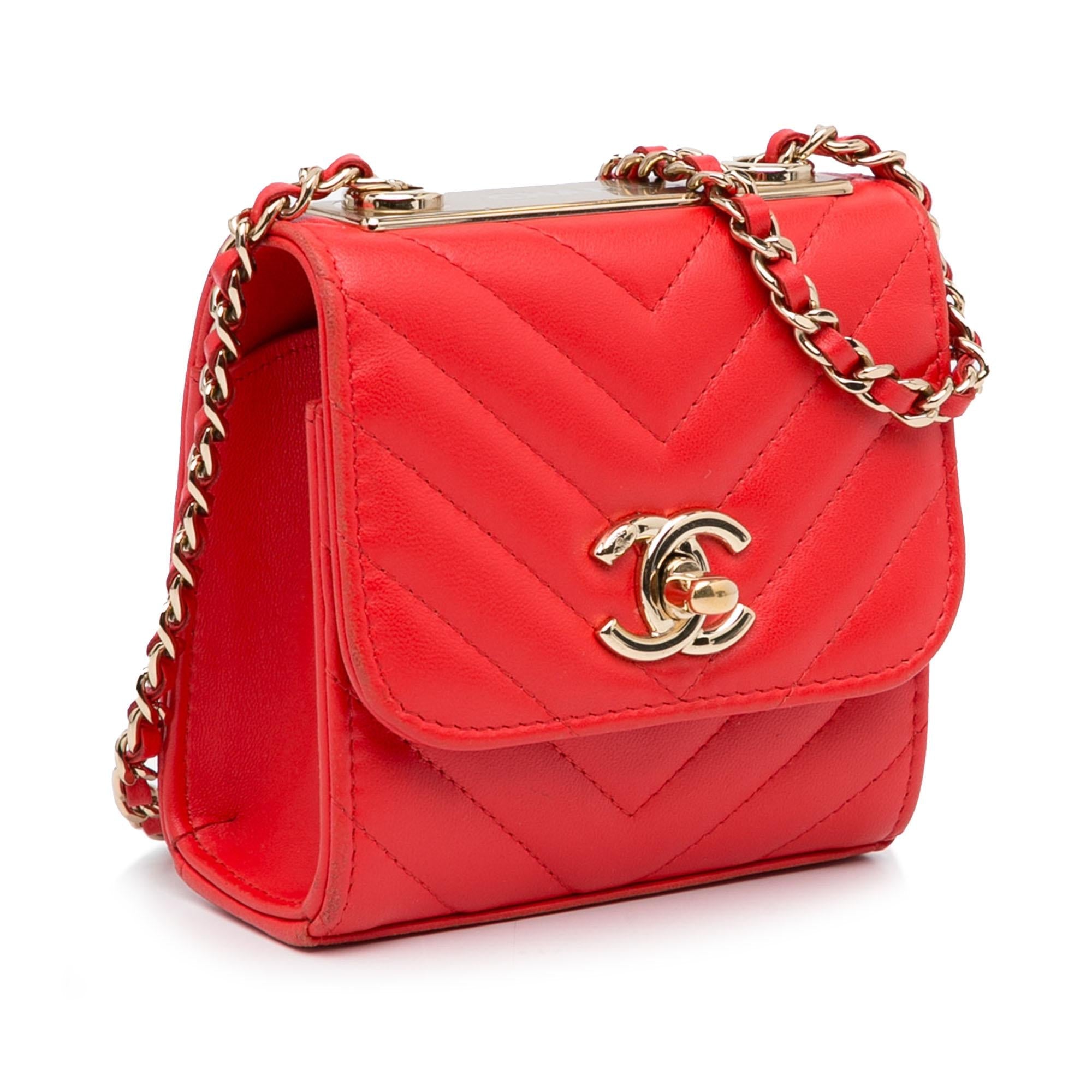 Chanel Mini Chevron Quilted Lambskin Trendy CC Chain Wallet