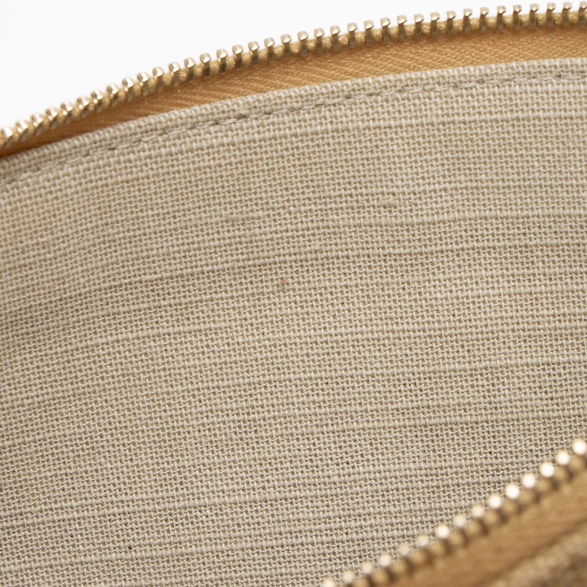 Chanel Mixed Fibers Deauville Pochette