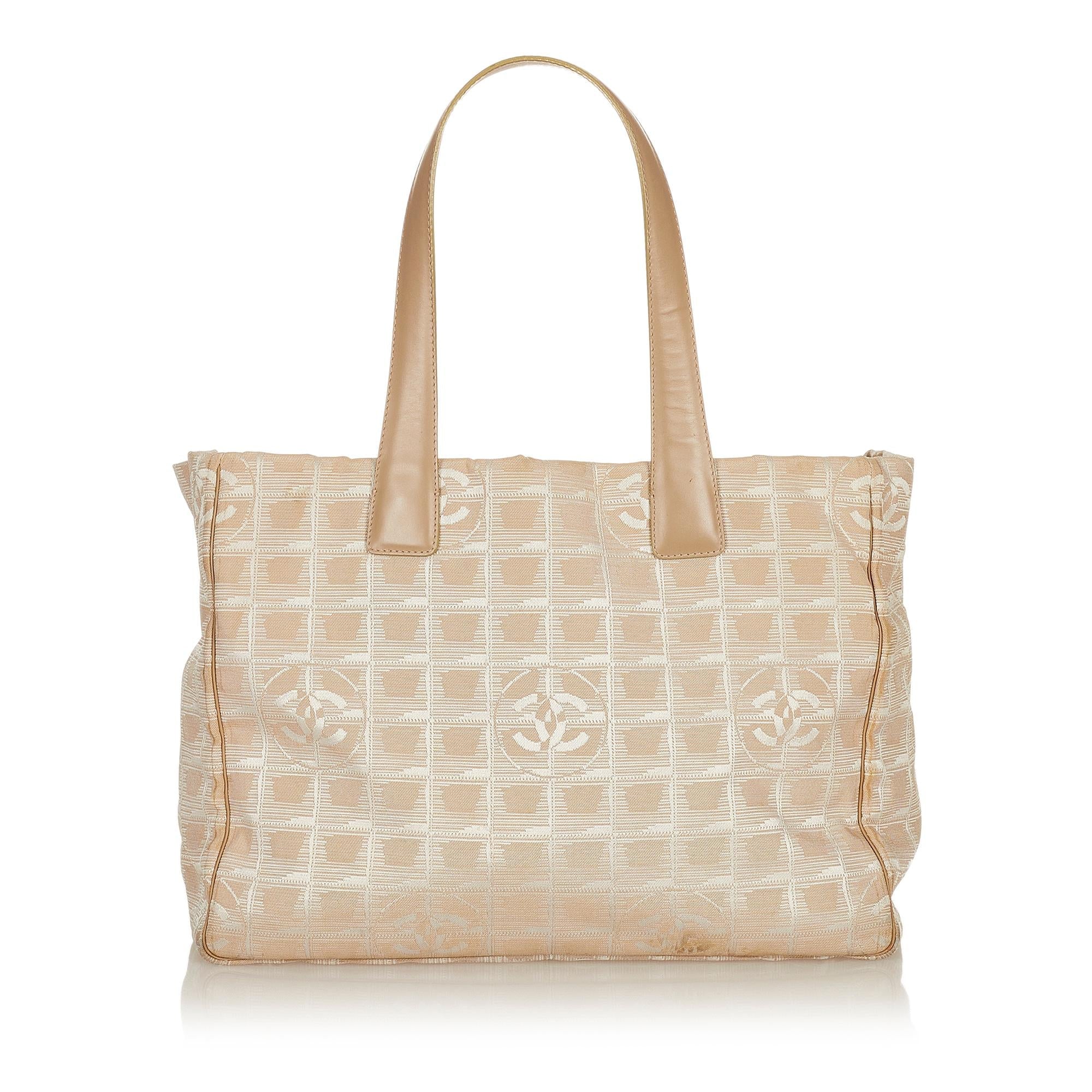 Chanel New Travel Line Nylon Tote Bag (SHG-33878)