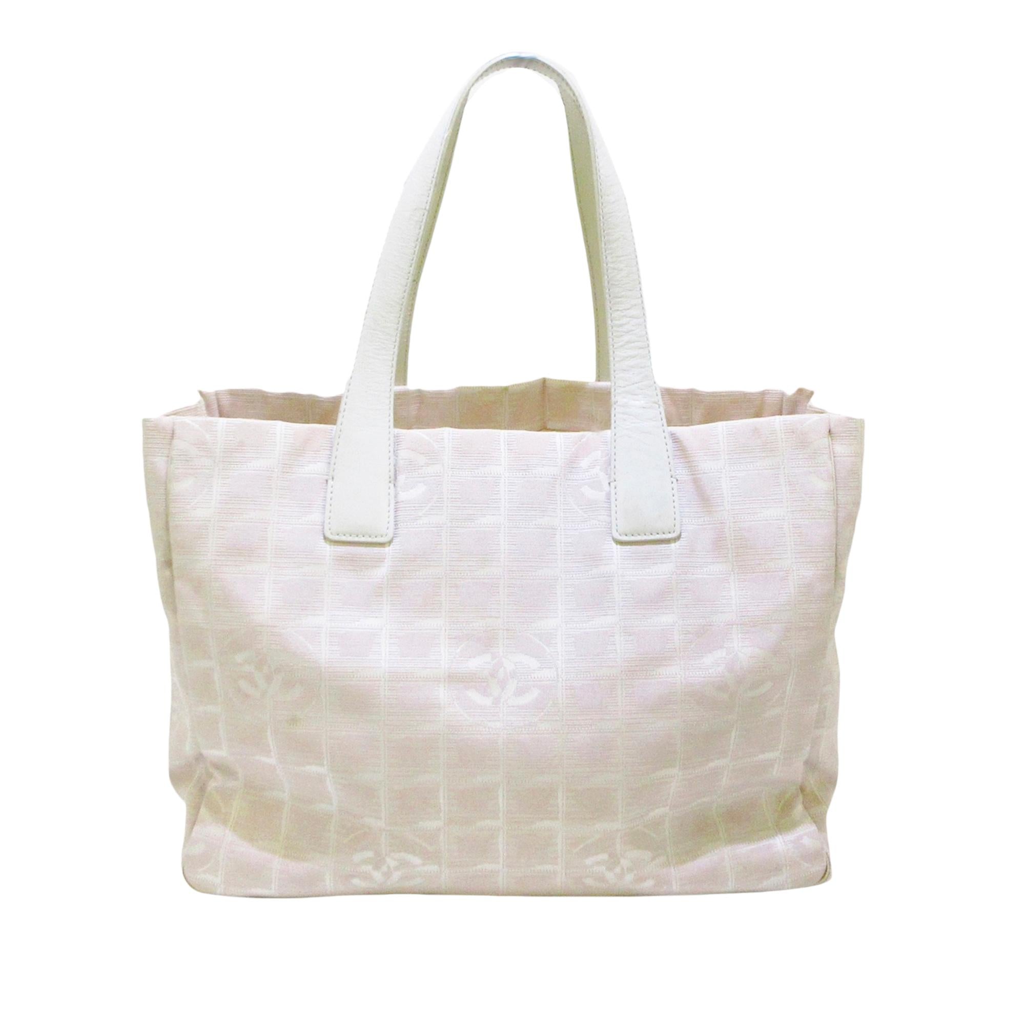 Chanel New Travel Line Nylon Tote Bag (SHG-xYo4ld)