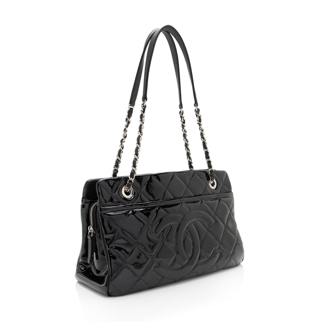 Chanel Patent Leather Timeless CC Chain Small Tote (SHF-xHTHtp)