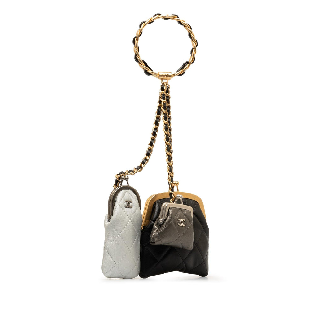 Chanel Quilted Lambskin Multi Clutch with Handle (SHG-ZLewa1)