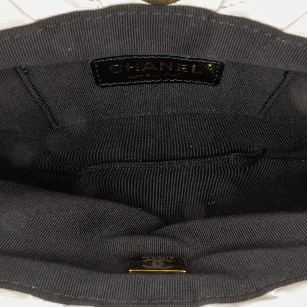 Chanel Quilted Lambskin Pearl Crown Handle Clutch Bag