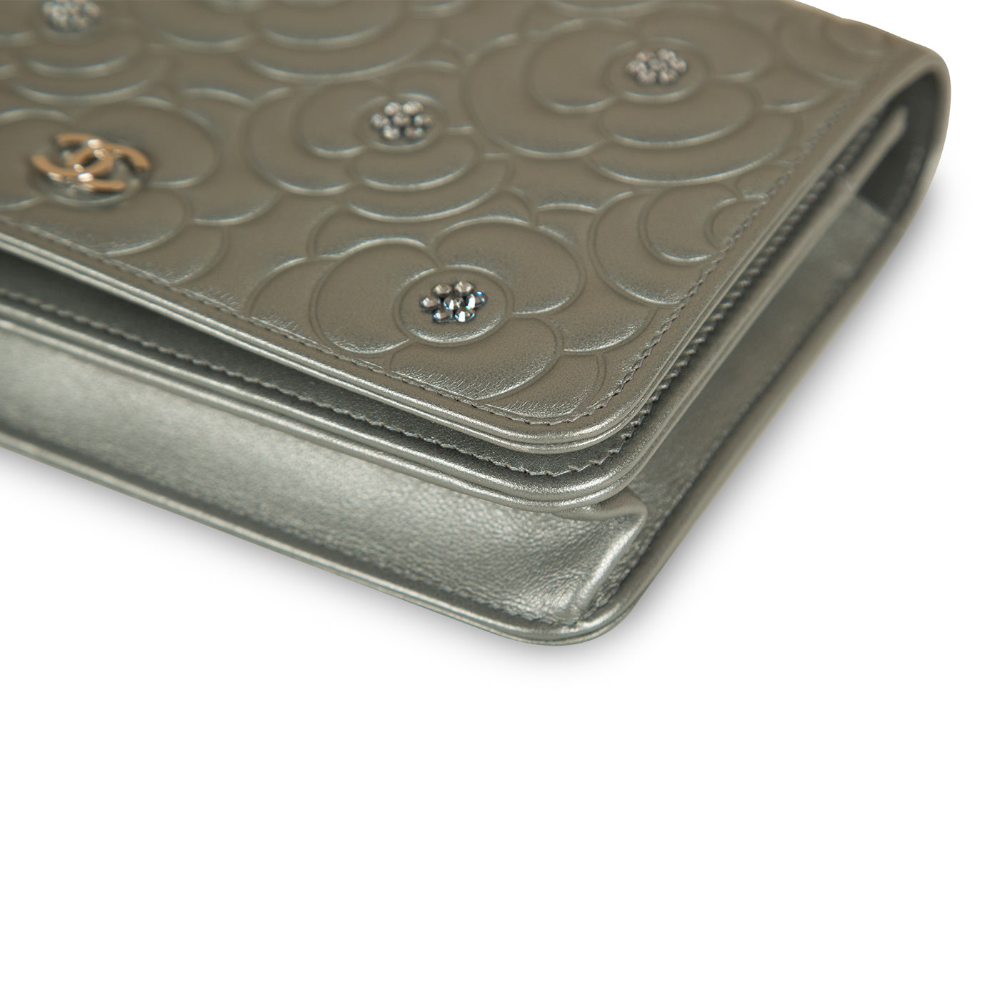 Chanel Camellia Wallet On Chain