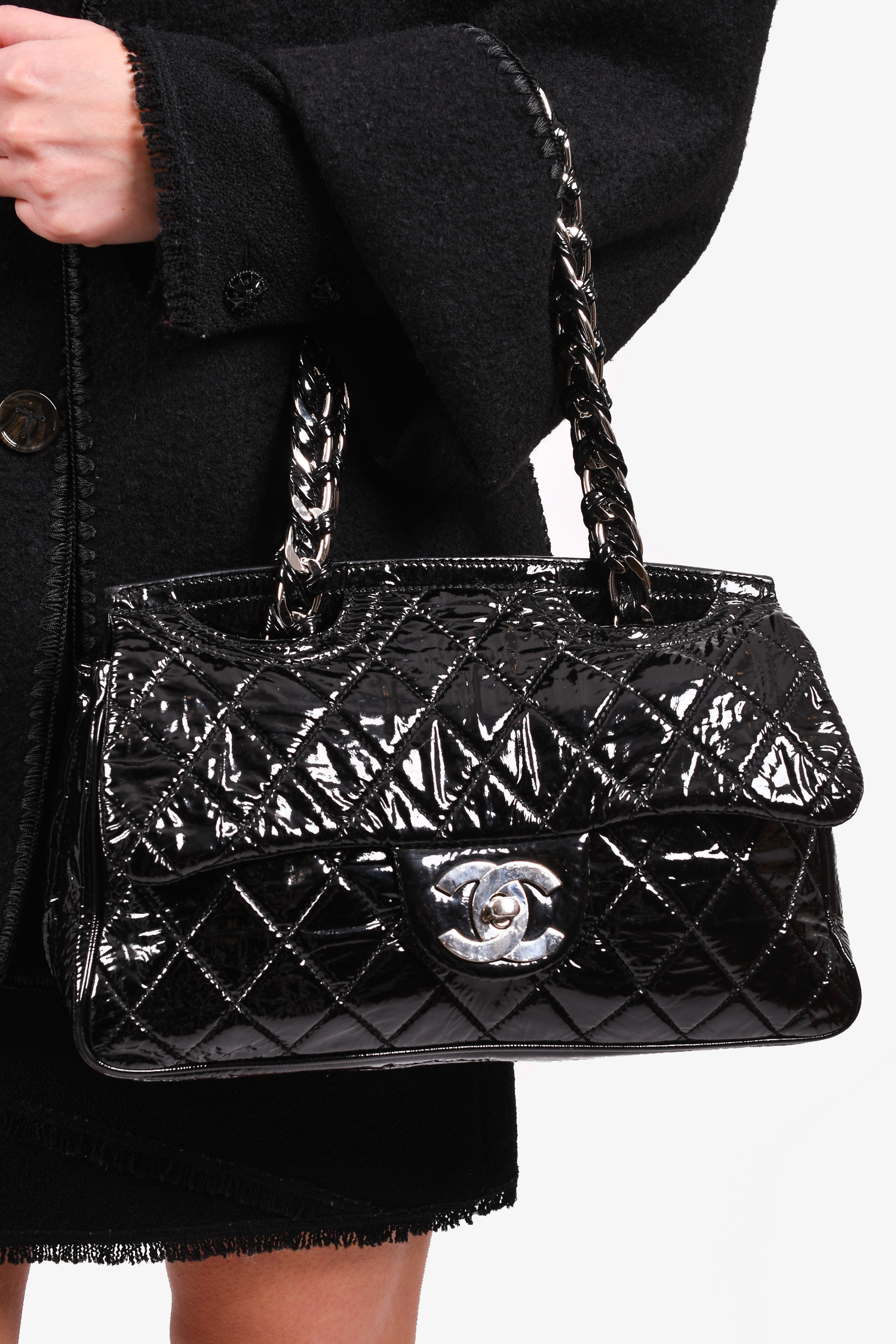 Pre-loved Chanel™ 2008/2009 Black Patent Leather Classic CC Flap Bag