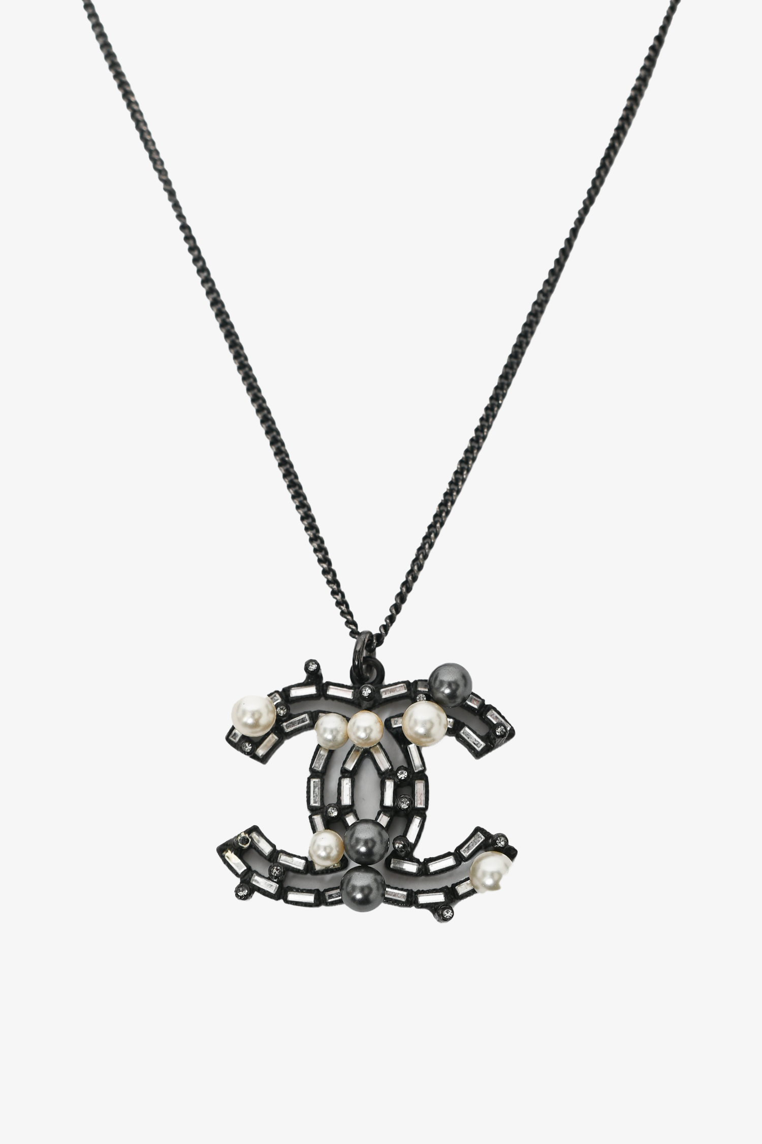 Pre-loved Chanel™ 2010 Rhodium Plated Faux Pearl Crystal Studded CC Necklace