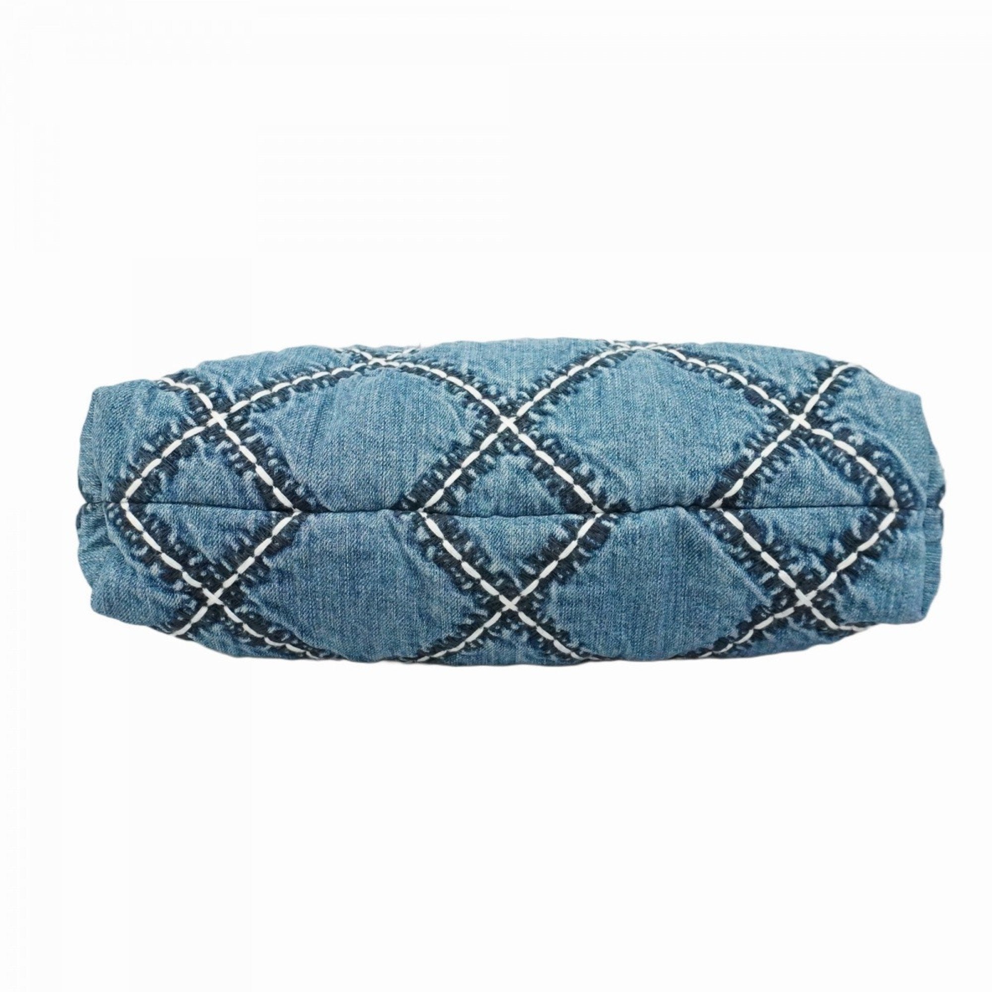 Chanel 22 Small Denim