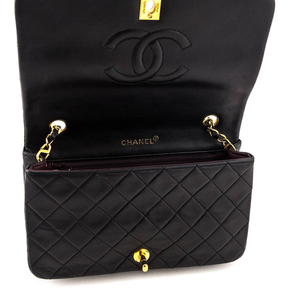 Chanel Black Lambskin Quilted Vintage Small Full Flap Crossbody Bag