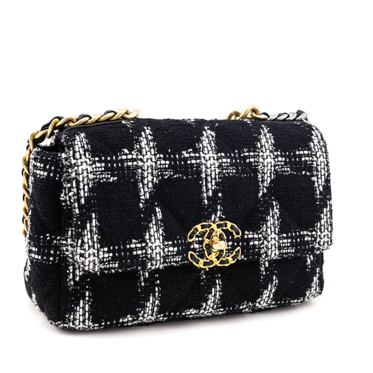 Chanel Black & White Tweed Quilted Medium Chanel 19