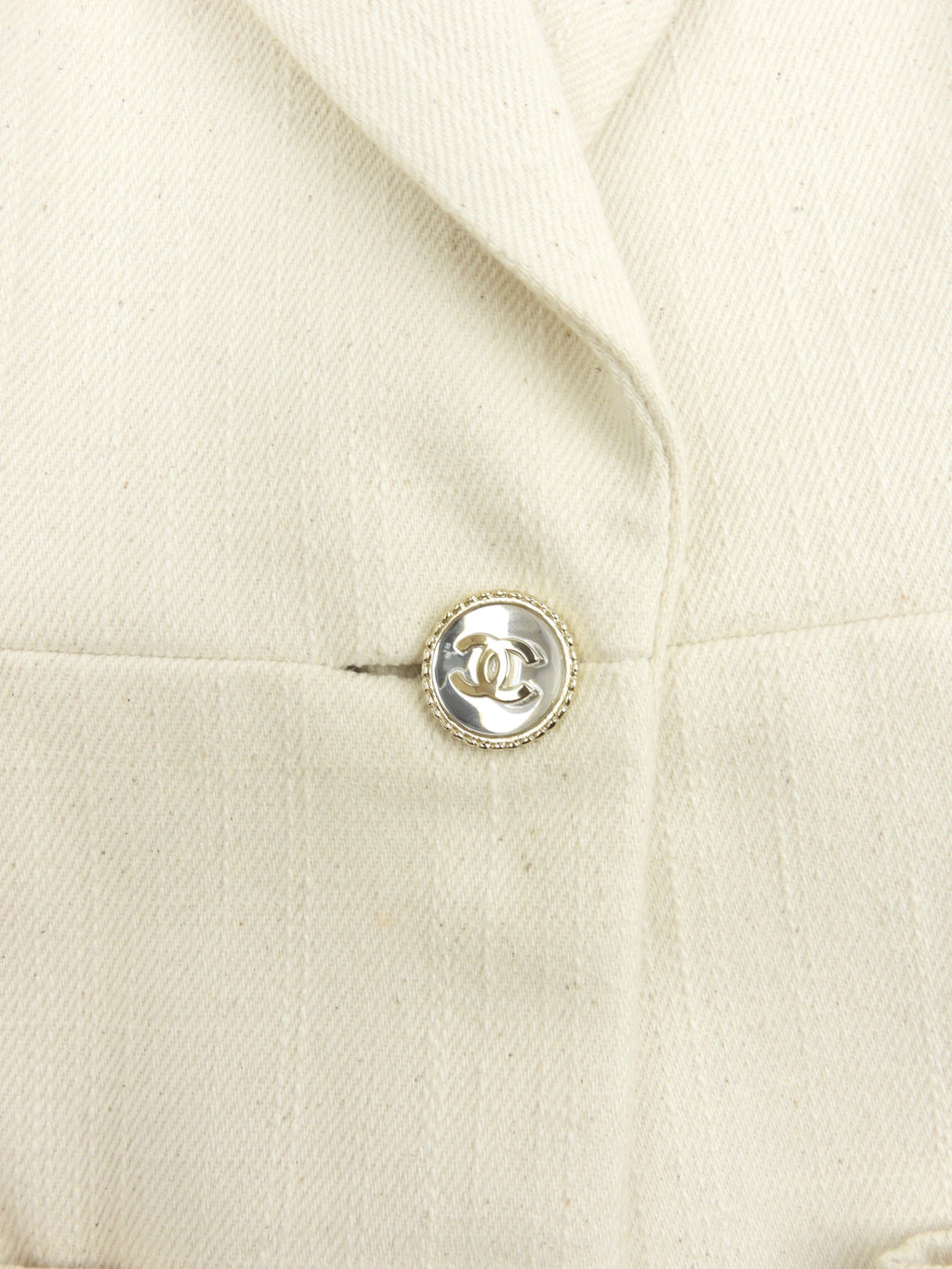Chanel 21S Ecru Cotton Jacket with Silk  Satin Bow Accents- FR38