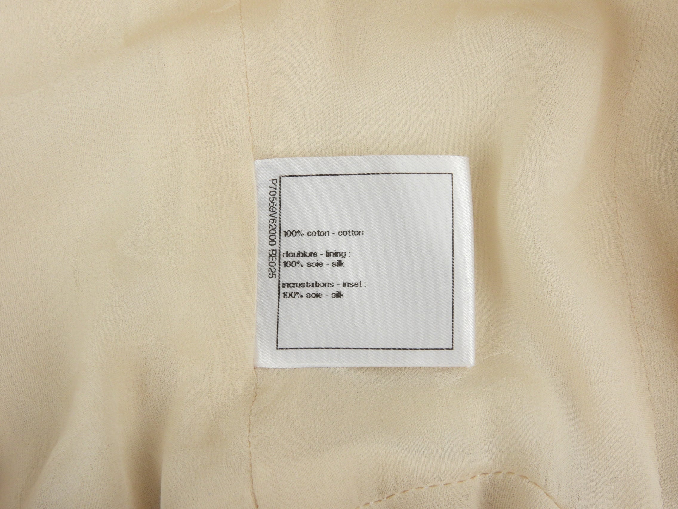 Chanel 21S Ecru Cotton Jacket with Silk  Satin Bow Accents- FR38
