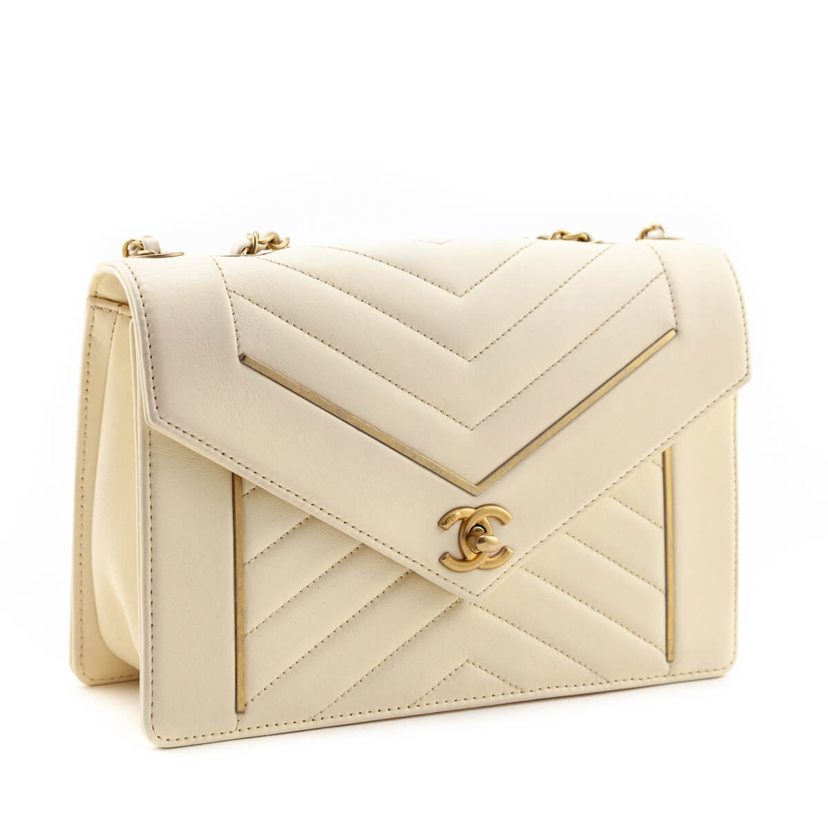 Chanel Ivory Lambskin Reversed Chevron Quilted Flap Bag
