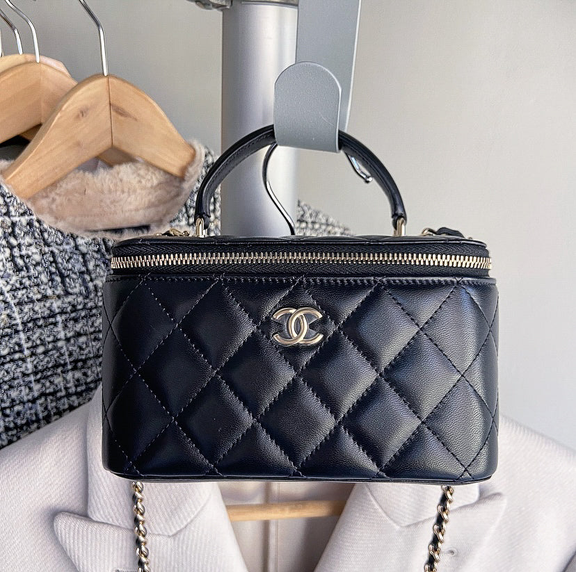 Chanel 21S Black Lambskin Classic Vanity Bag with Chain