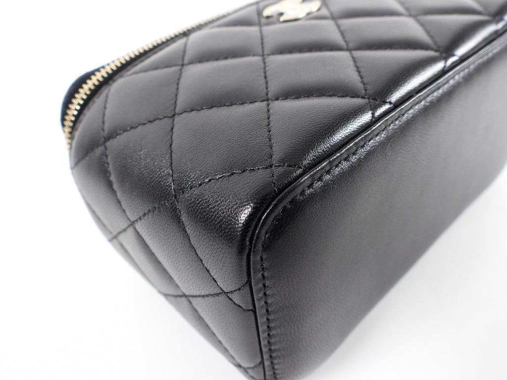 Chanel 21S Black Lambskin Classic Vanity Bag with Chain