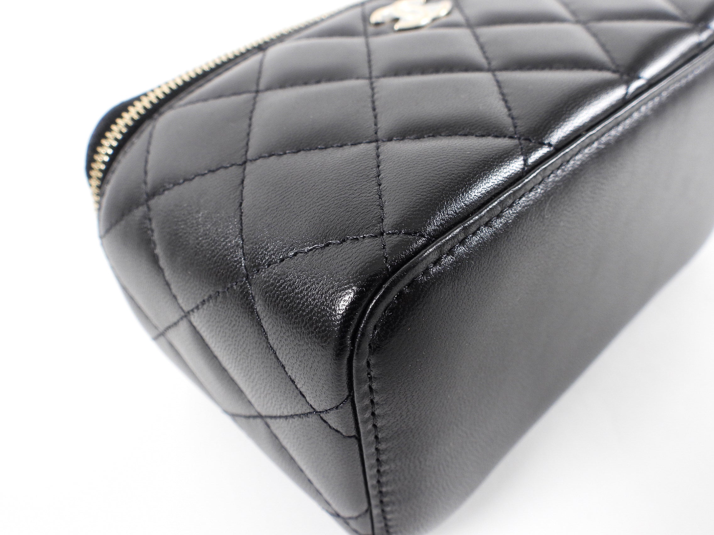 Chanel 21S Black Lambskin Classic Vanity Bag with Chain