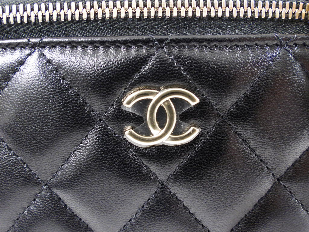 Chanel 21S Black Lambskin Classic Vanity Bag with Chain
