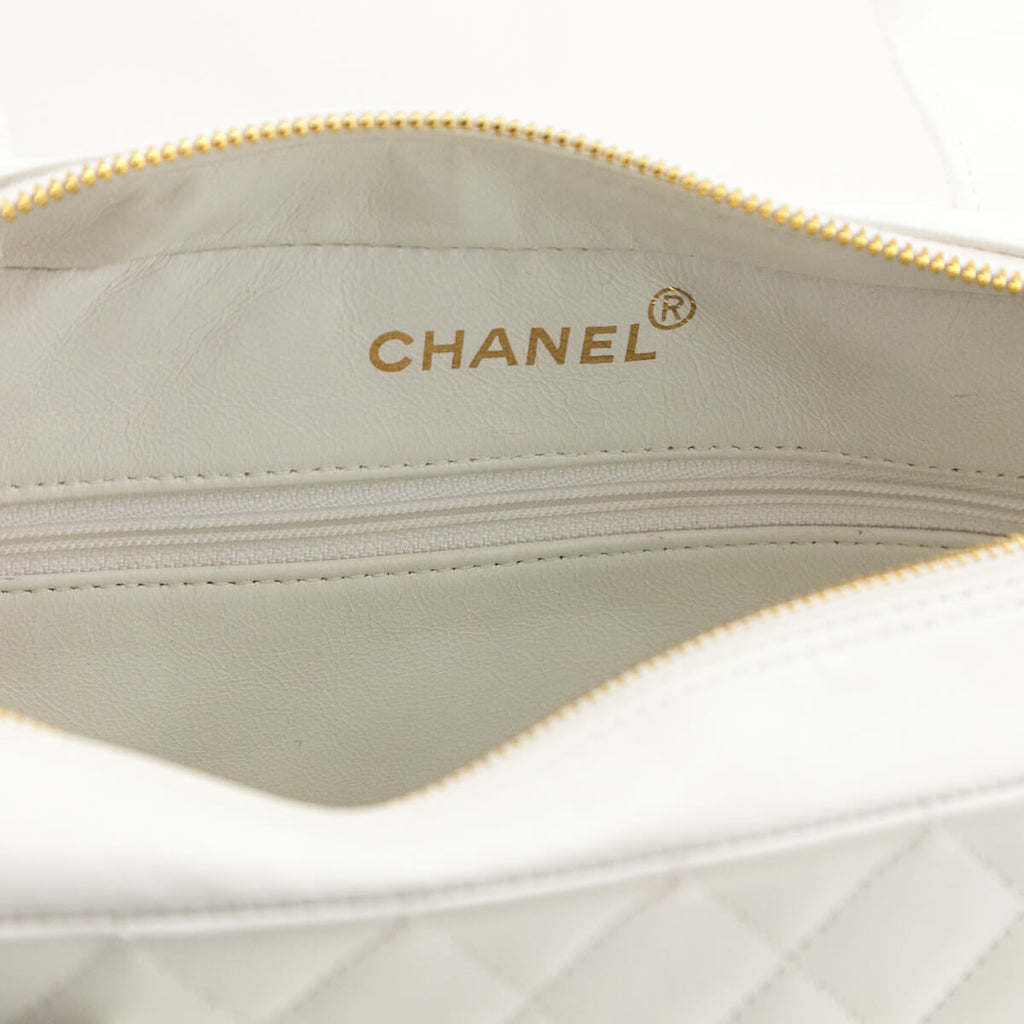 Chanel White Quilted Lambskin Vintage CC Tote Bag