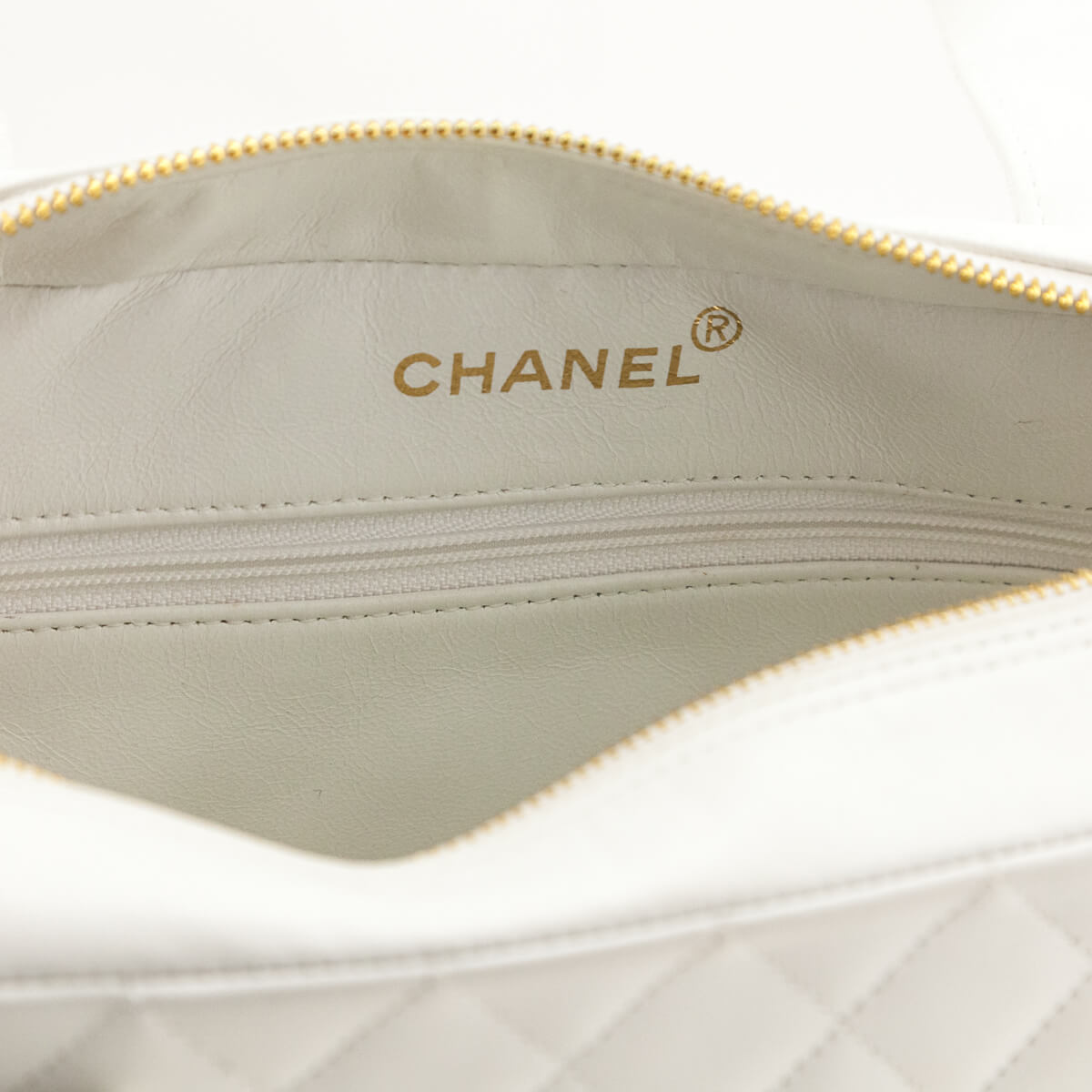 Chanel White Quilted Lambskin Vintage CC Tote Bag