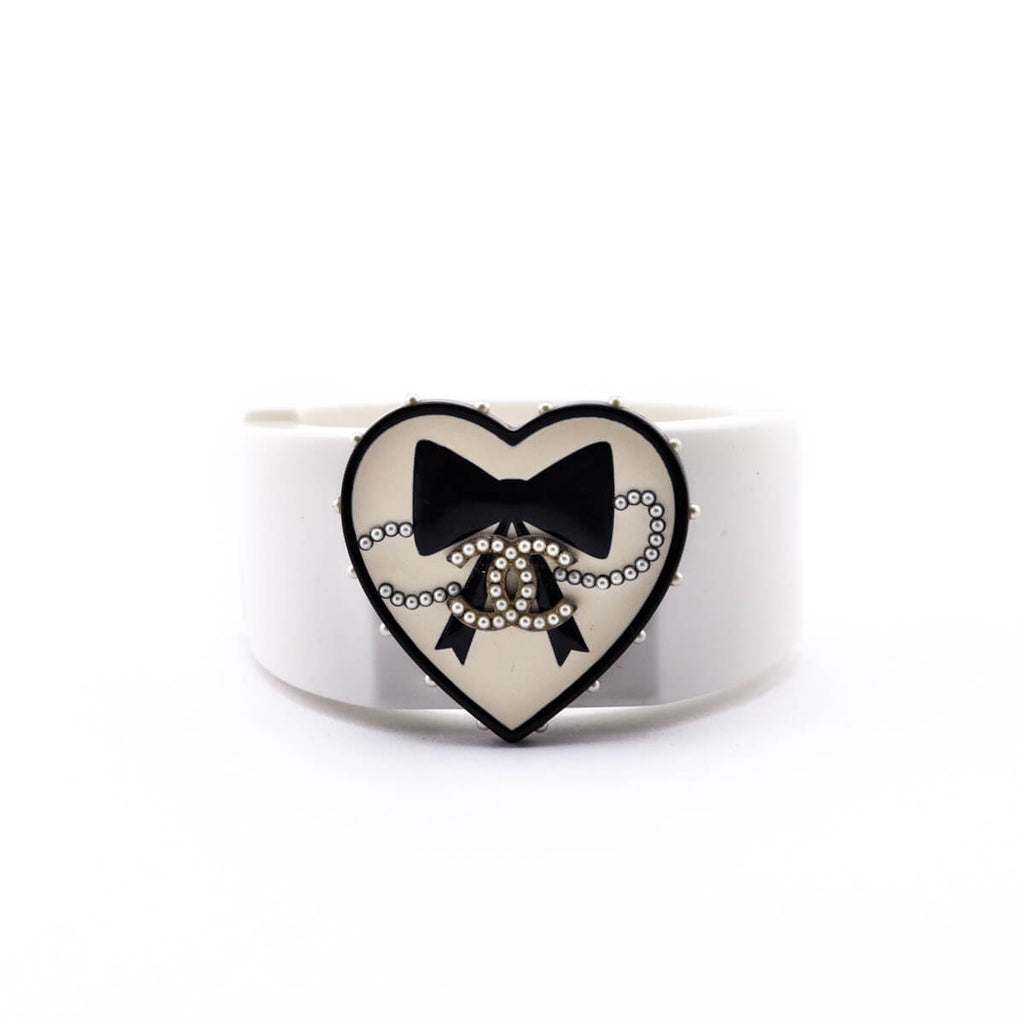 Chanel White & Black Valentine Heart Resin Cuff