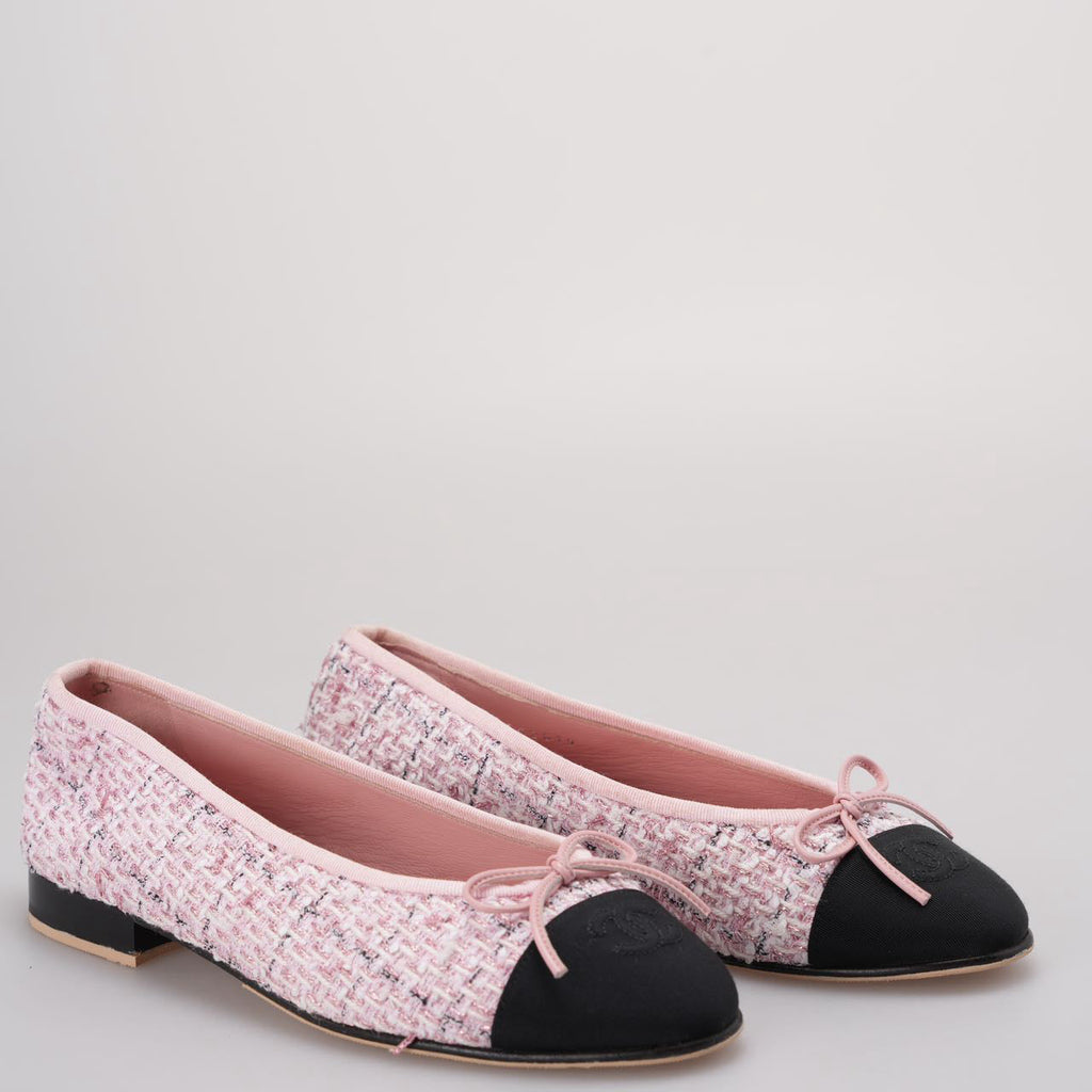 Chanel Pink Tweed Ballerina Flats with Black Cap Toe Size 37.5