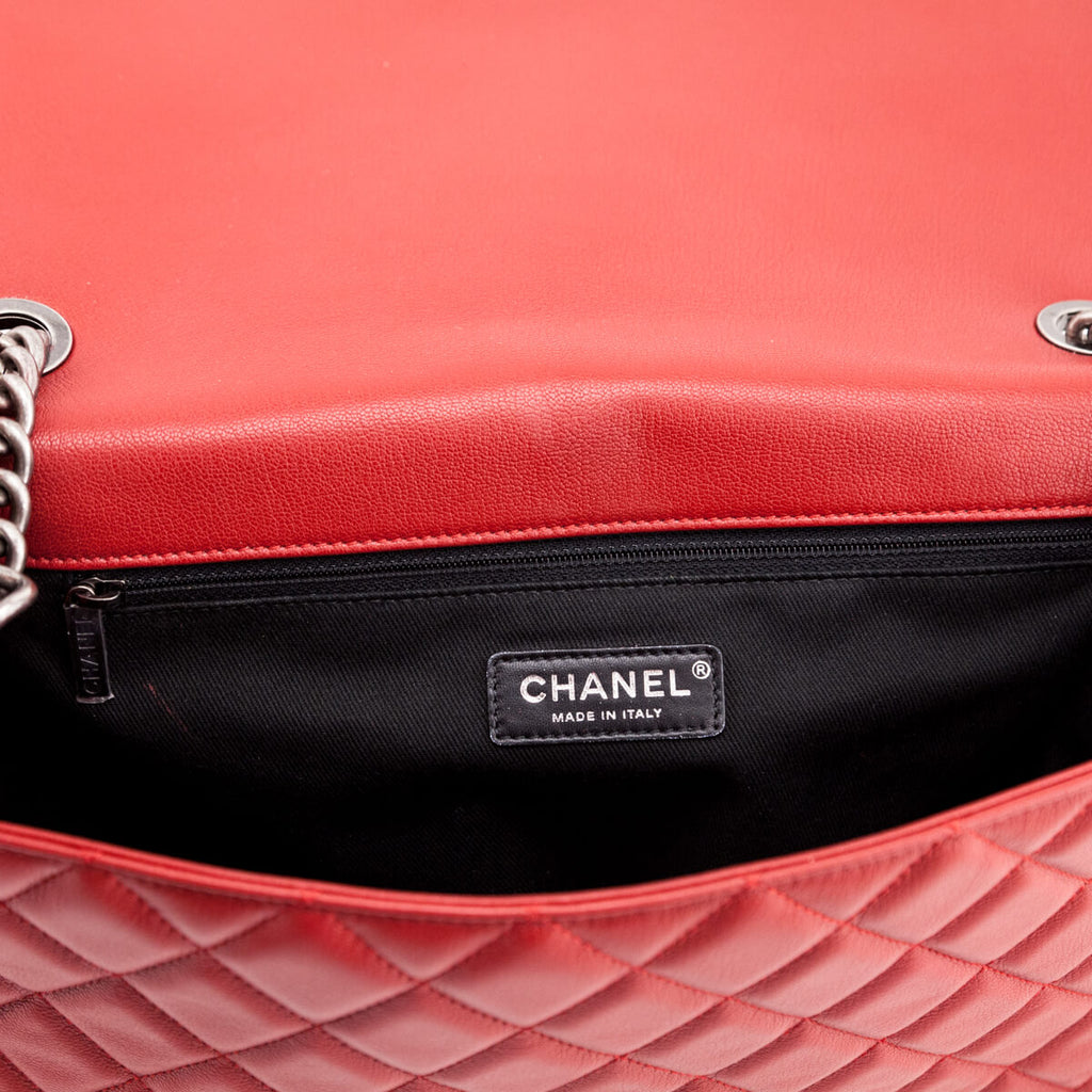 Chanel Red Quilted Goatskin Large City Rock Flap Bag