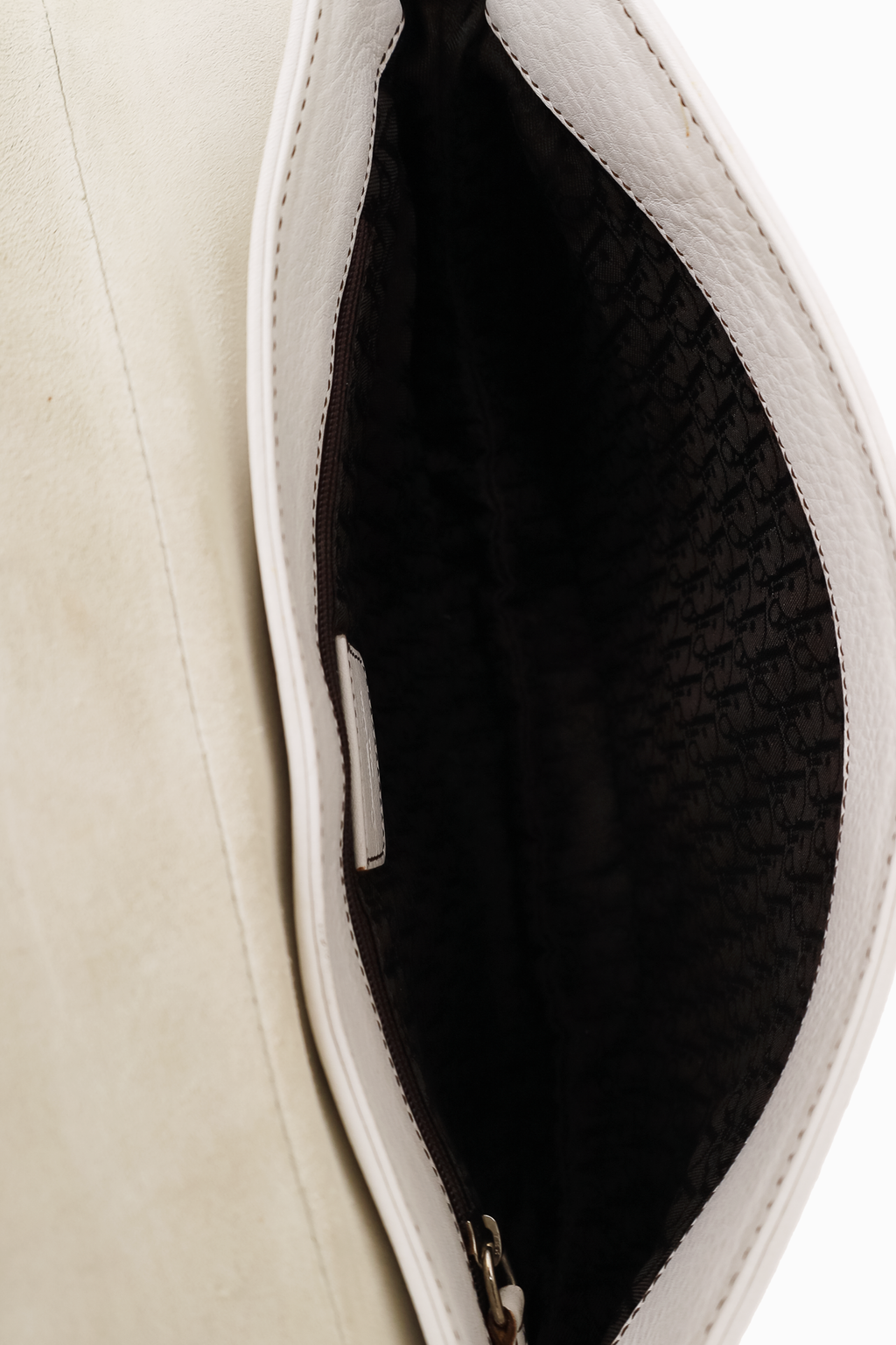 Christian Dior 2002 White Grained Calfskin Baudrier Saddle Messenger Bag