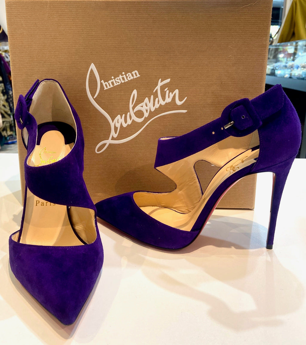 CHRISTIAN LOUBOUTIN SHARPETA SUEDE BUCKLE PUMPS