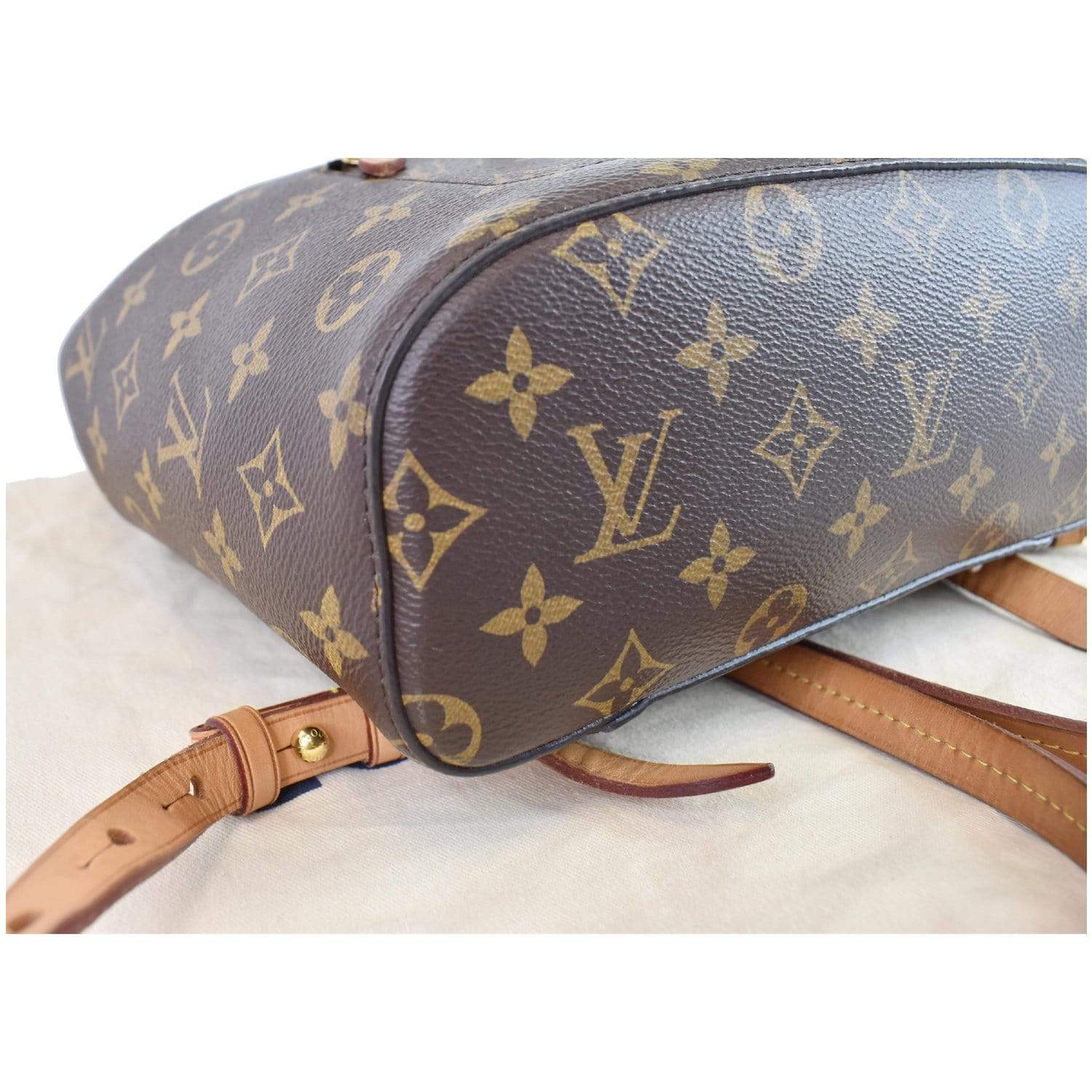 LOUIS VUITTON Montsouris NM Monogram Canvas Backpack Bag Brown