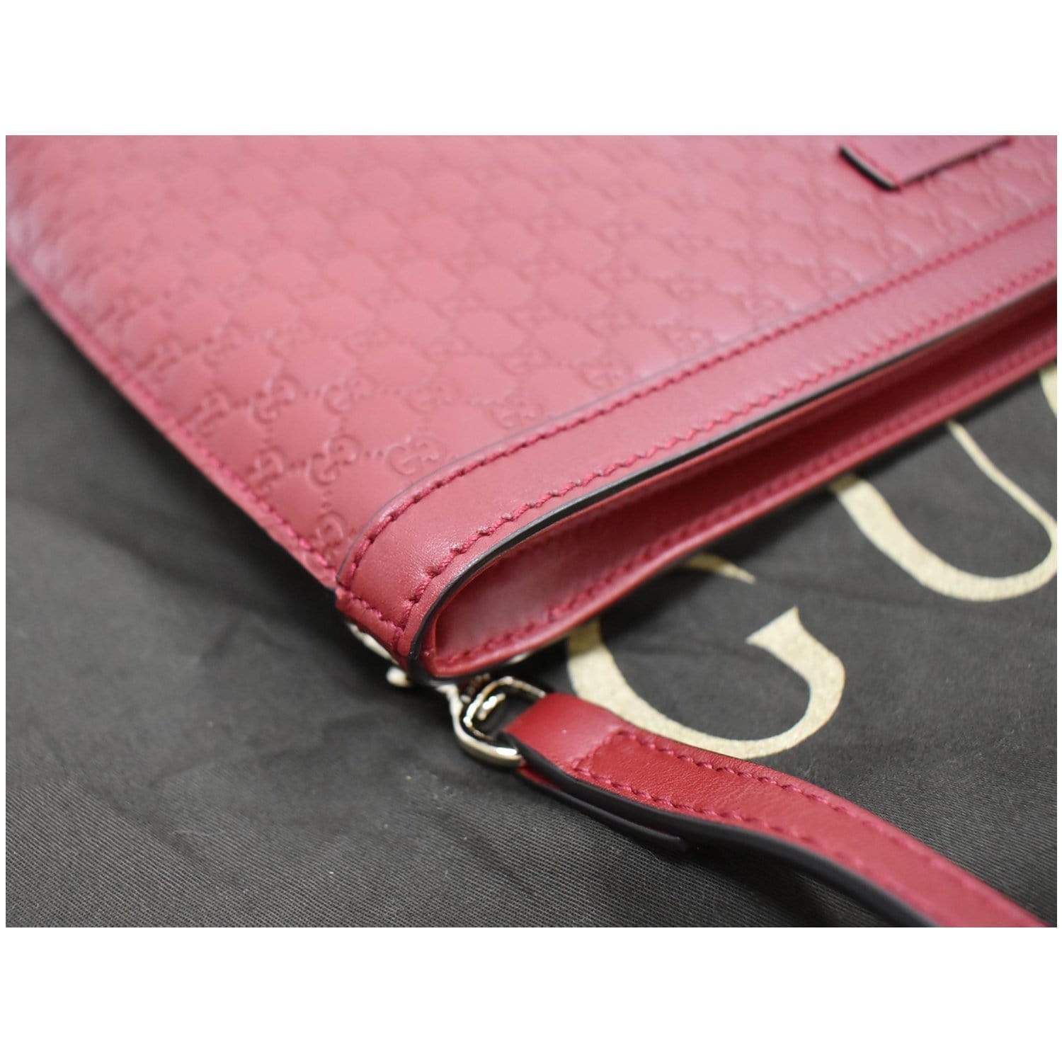 GUCCI Flat Microguccissima Leather Crossbody Wallet Red 607723 - 10% OFF
