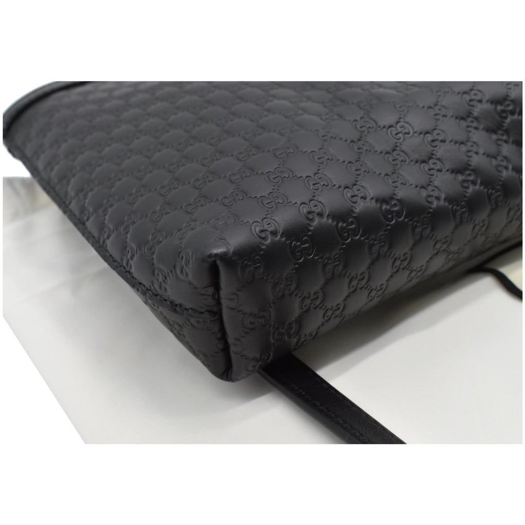GUCCI Flat Microguccissima Leather Wallet Crossbody Black 607723