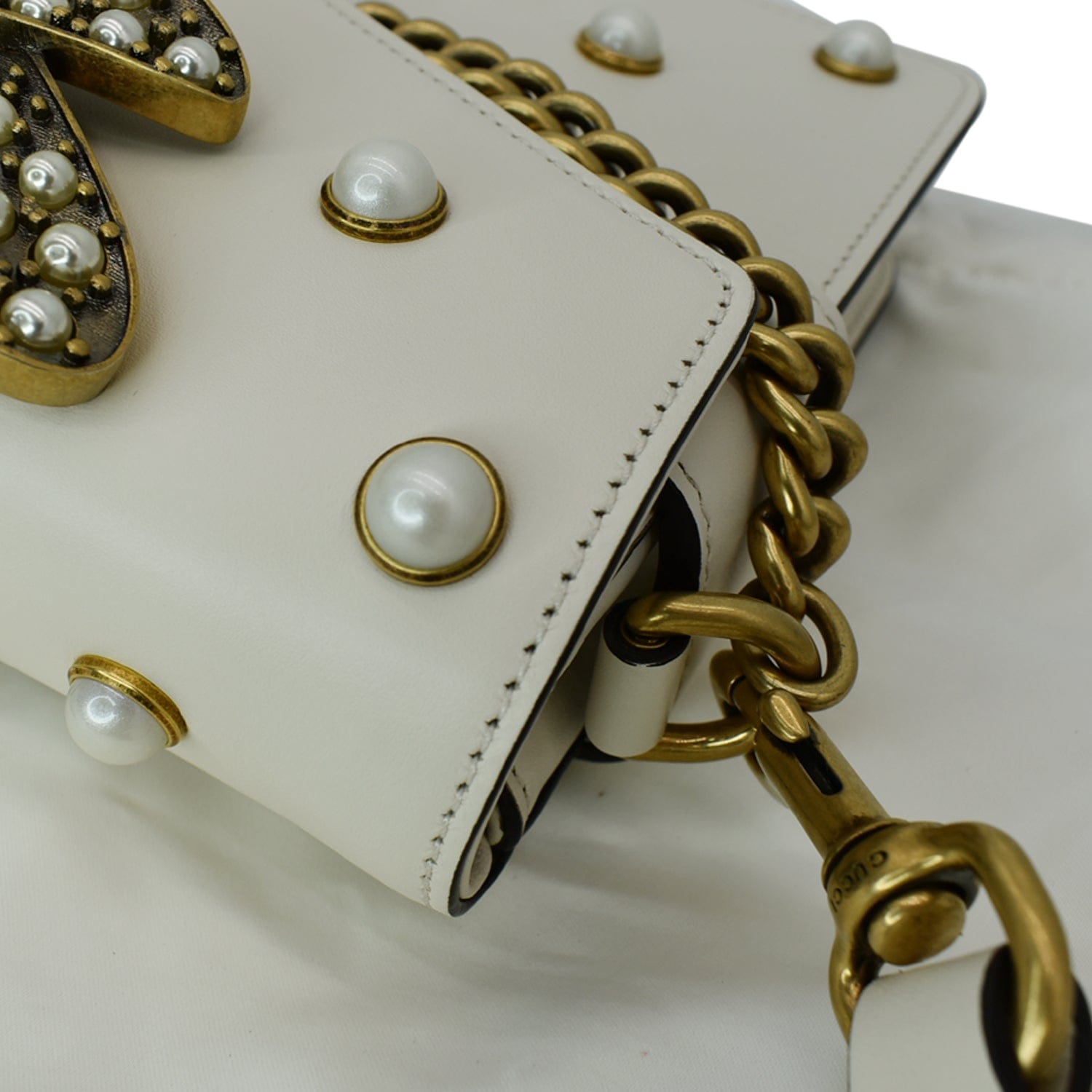 GUCCI Broadway Pearl Bee Leather Crossbody Bag White 453778