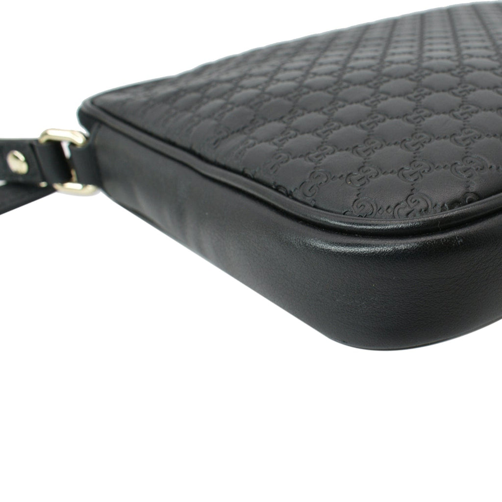 GUCCI Microguccissima Leather Clutch Bag Black 607726