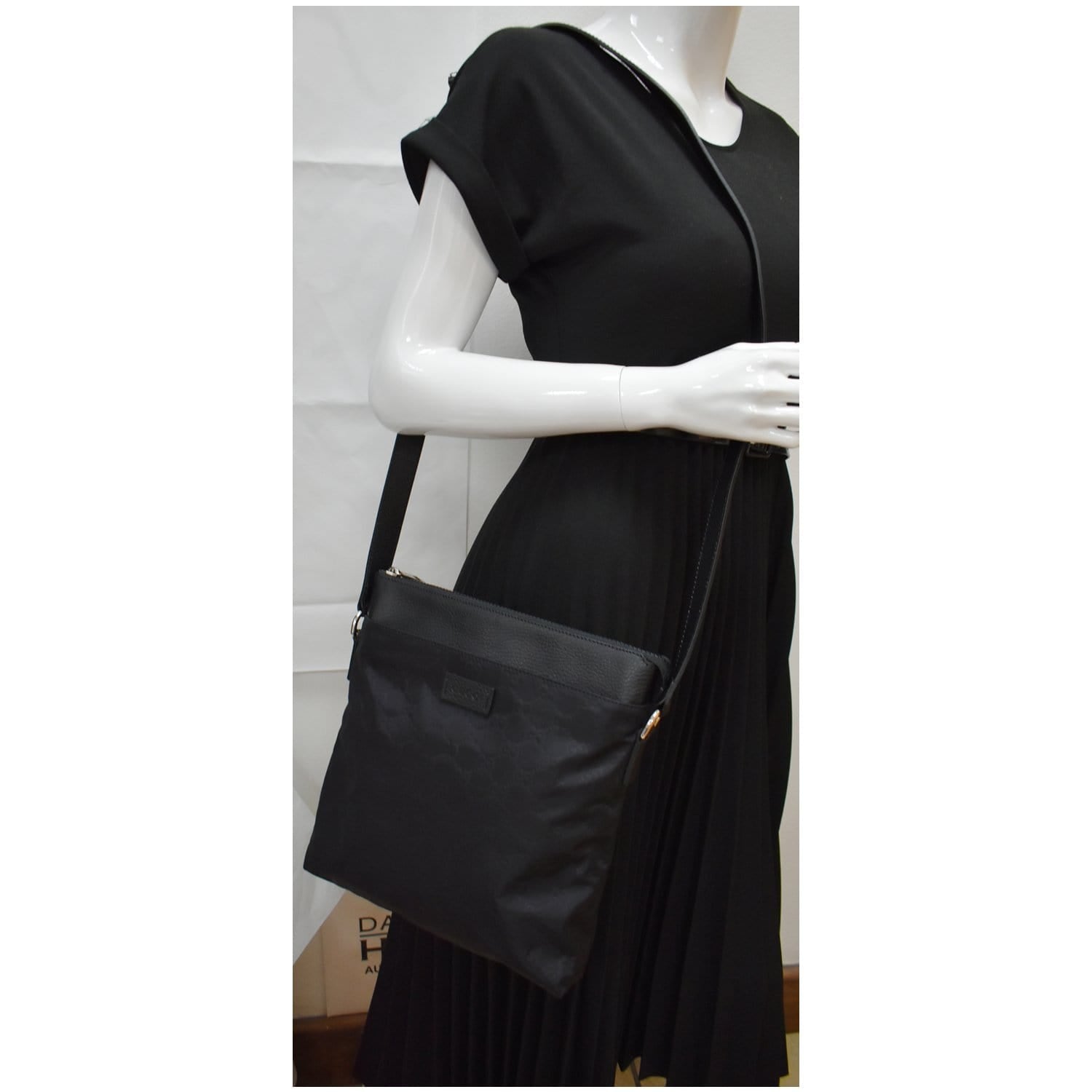 GUCCI GG Monogram Nylon Small Messenger Bag Black 510342