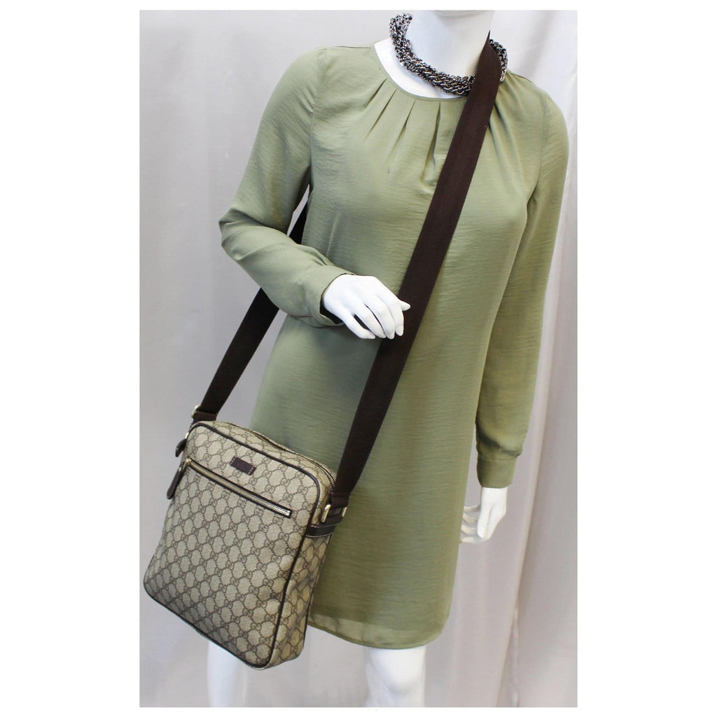 GUCCI GG Supreme Canvas Messenger Crossbody Bag 201448