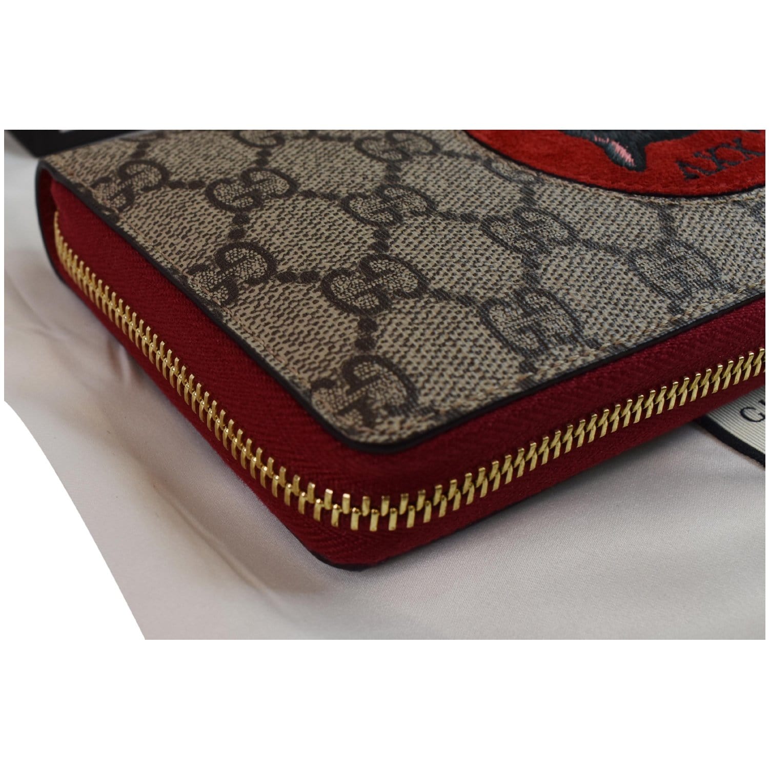 GUCCI Mystic Cat GG Supreme Zip Around Wallet Beige 499382