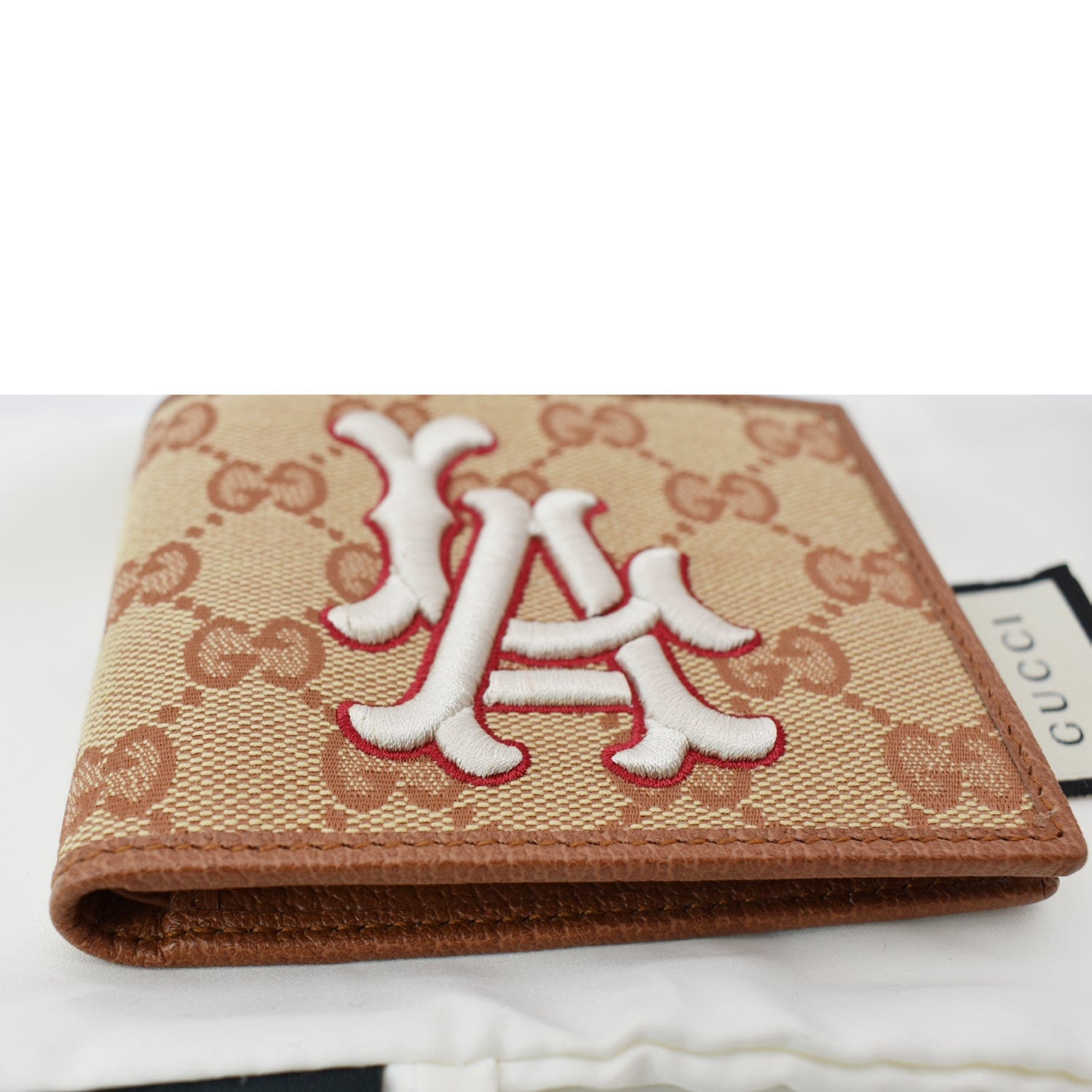 GUCCI GG LA Angels Patch Bi-fold Wallet Beige 547787