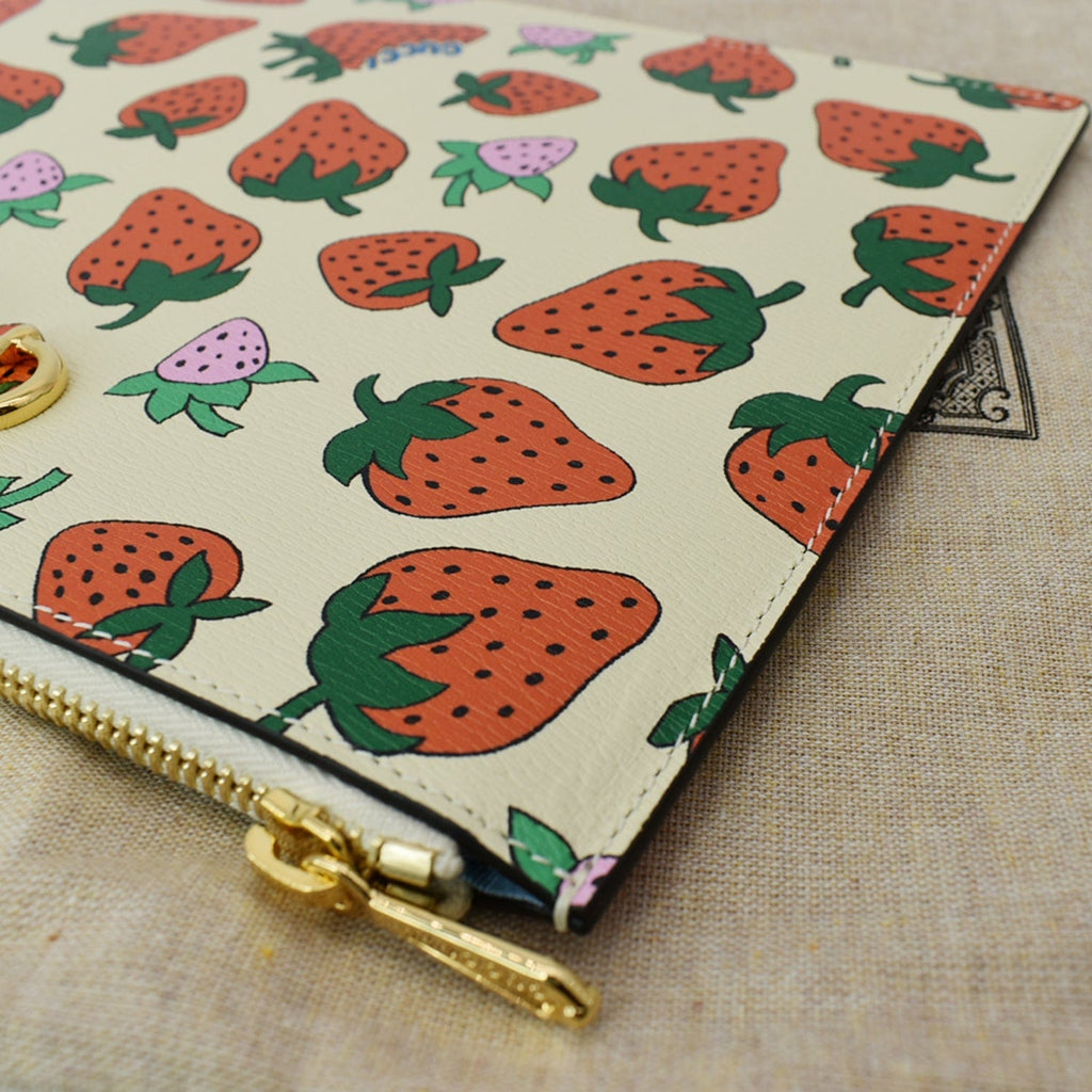 GUCCI Zumi Strawberry Printed Leather Pouch Multicolor 570728