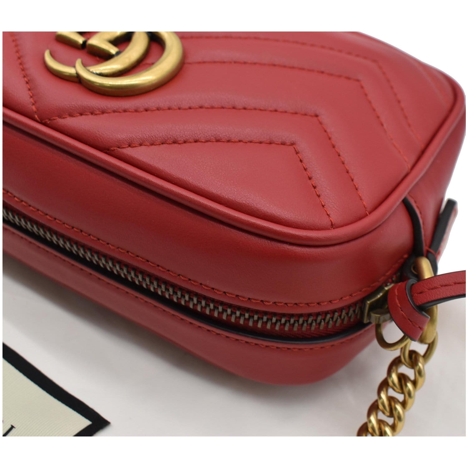 GUCCI GG Marmont Matelasse Mini Leather Crossbody Bag Red