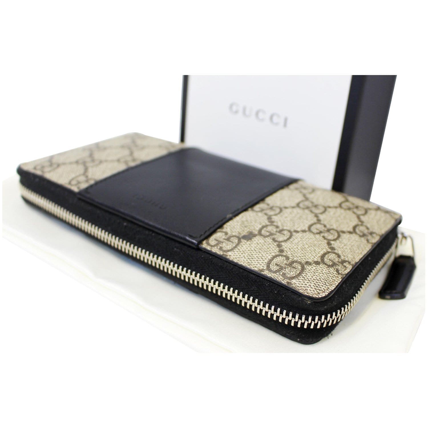 GUCCI GG Supreme Monogram Zip Around Wallet Black