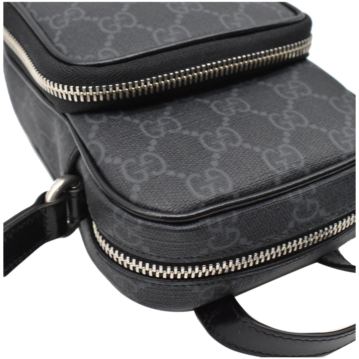 GUCCI Mini Interlocking G Supreme Canvas GG Crossbody Bag 672952 - 25% OFF