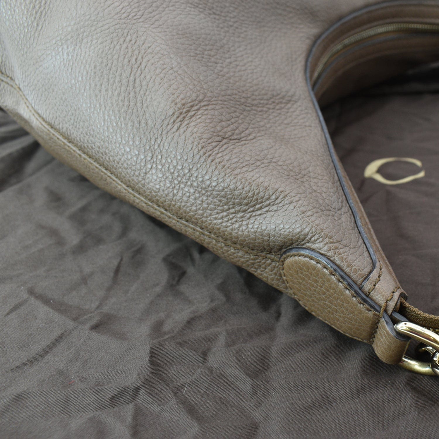 GUCCI Soho Pebbled Calfskin Leather Chain Shoulder Bag Maple Brown 308981