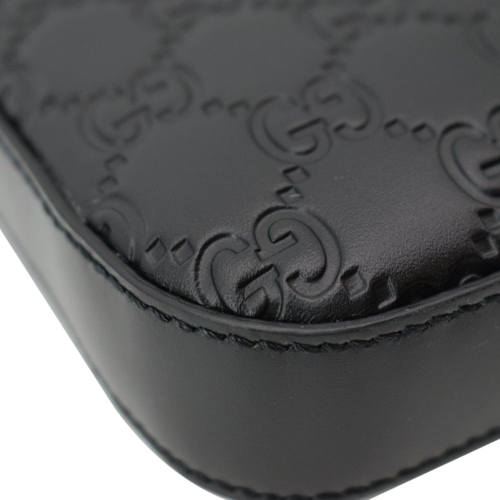 GUCCI GG Signature Leather Black Messenger Bag 406410