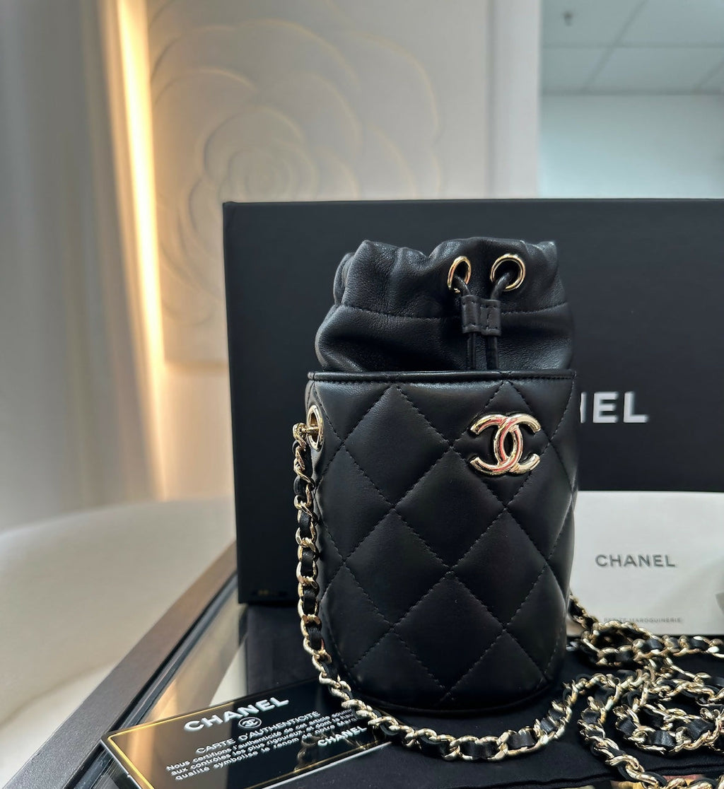 Chanel(21)Mini Bucket(612) Bag